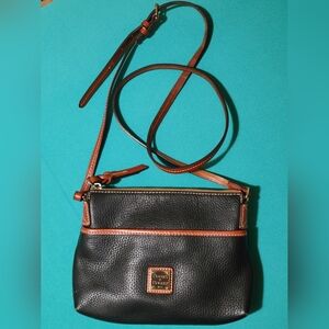 Vintage Dooney & Bourke All Weather Pebbled Black Leather Crossbody Bag